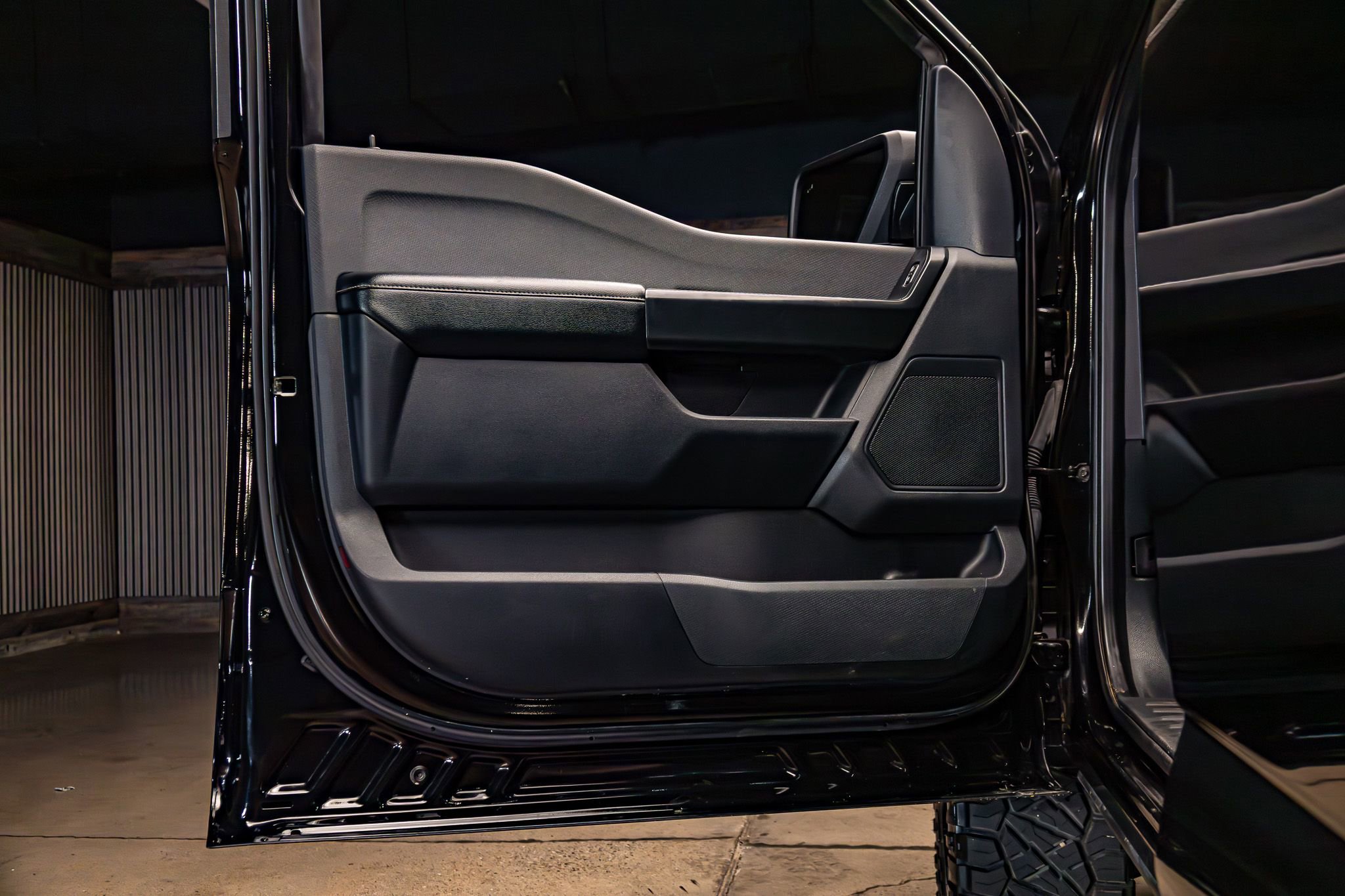 Used 2024 Ford F150 STX AWD/4WD image 30