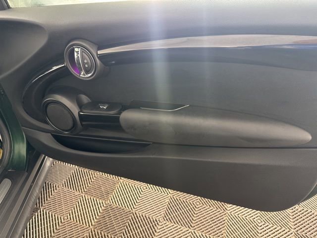 Used 2019 MINI Cooper S image 21