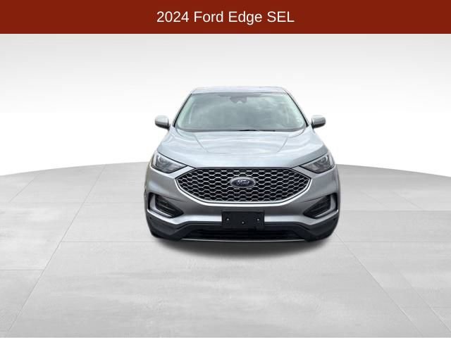 Used 2024 Ford Edge SEL image 2