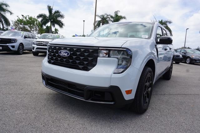 Certified 2025 Ford Maverick XLT w/ XLT Luxury Package AWD/4WD image 23