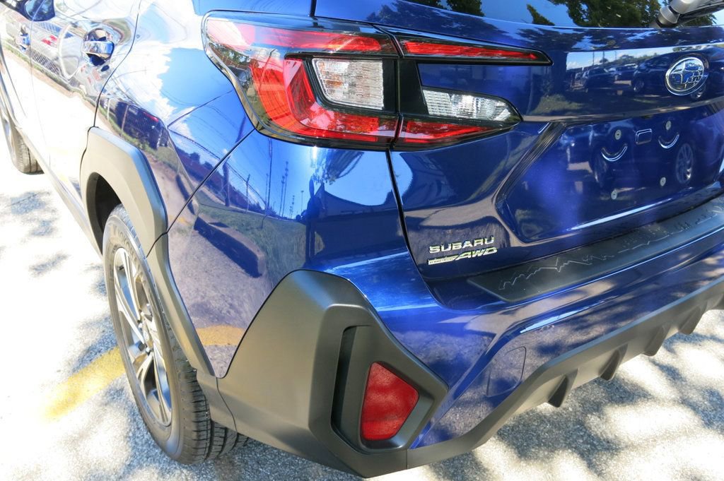 Used 2025 Subaru Crosstrek 2.0i Premium image 40