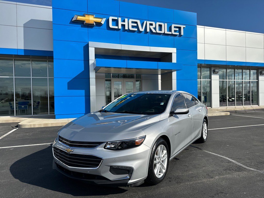 Used 2018 Chevrolet Malibu LT w/ Driver Confidence Package image 1