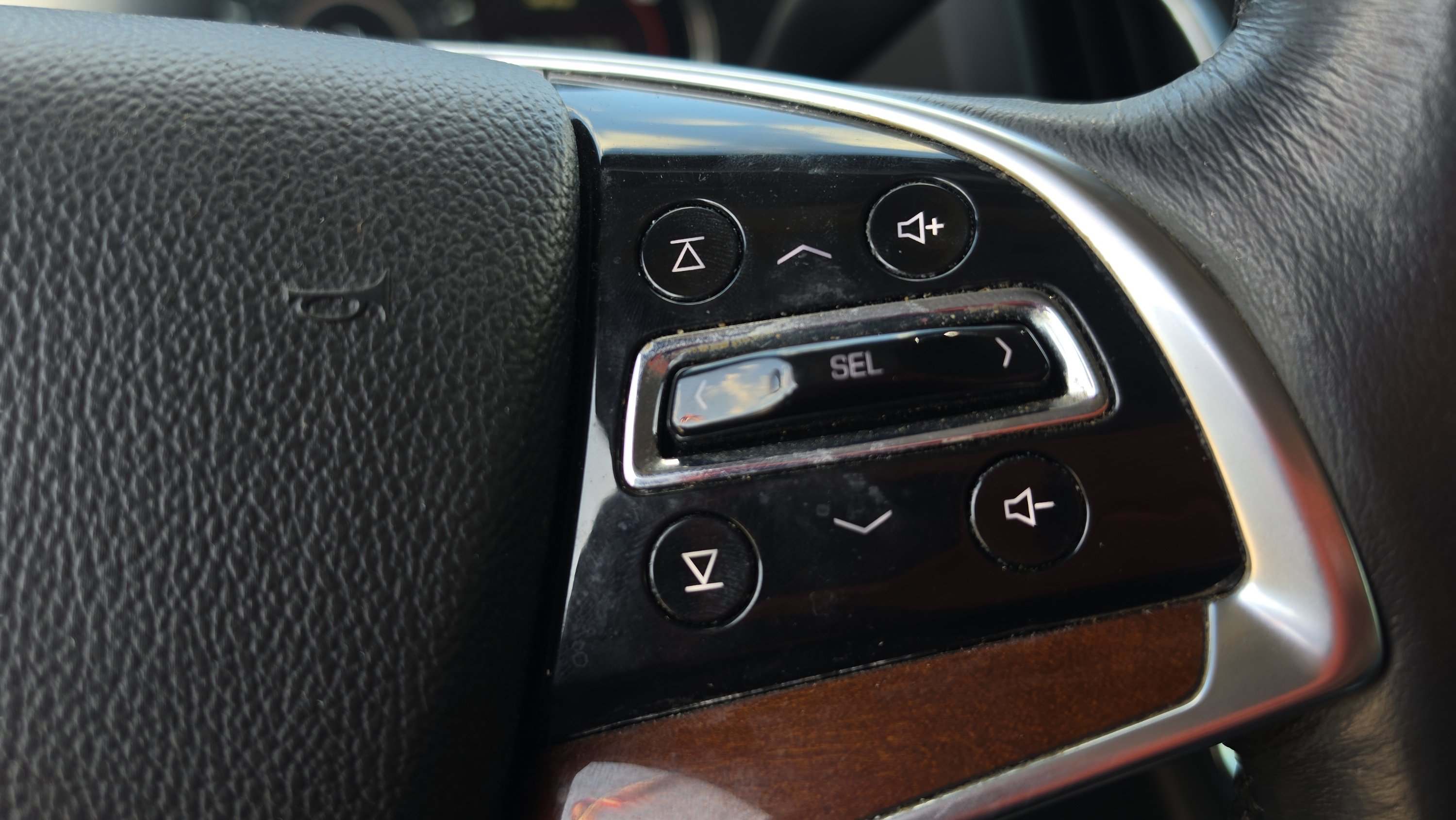 Used 2016 Cadillac Escalade Premium AWD/4WD image 14