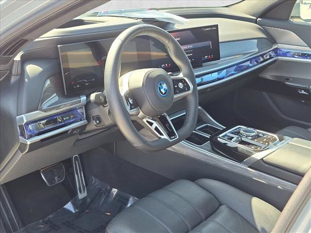 Used 2025 BMW i7 eDrive50 w/ M Sport Package RWD image 10
