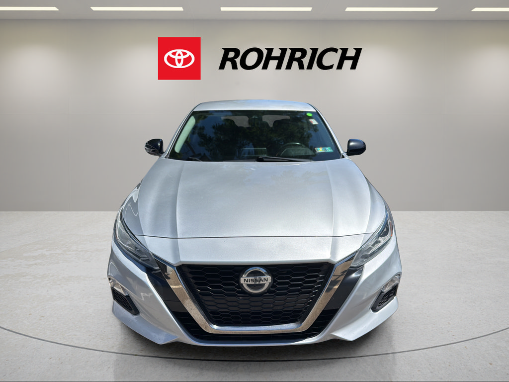 Used 2022 Nissan Altima 2.5 SR AWD/4WD image 2