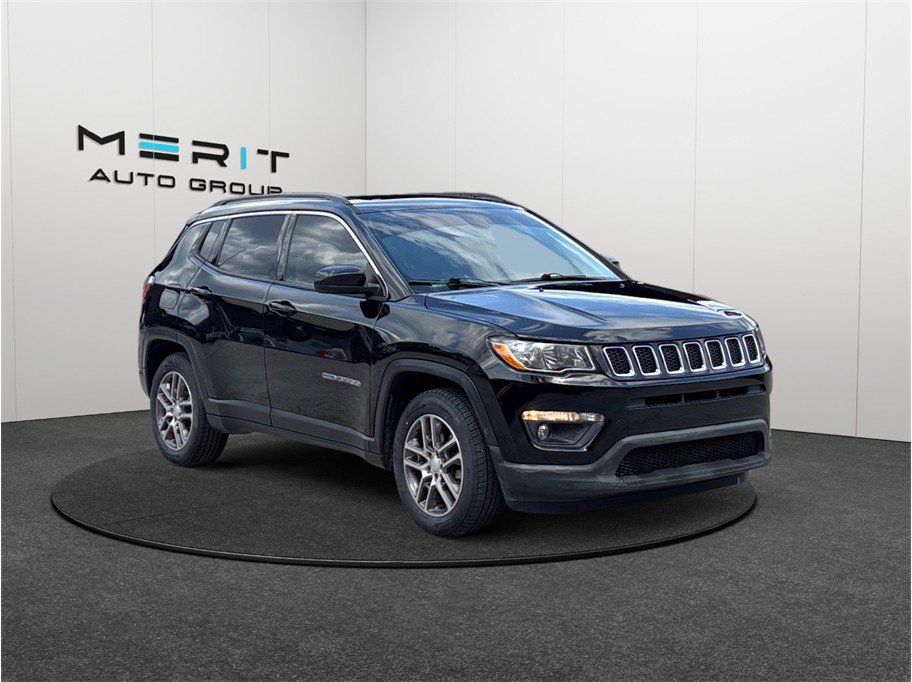 Used 2020 Jeep Compass Latitude w/ Popular Equipment Group FWD image 1
