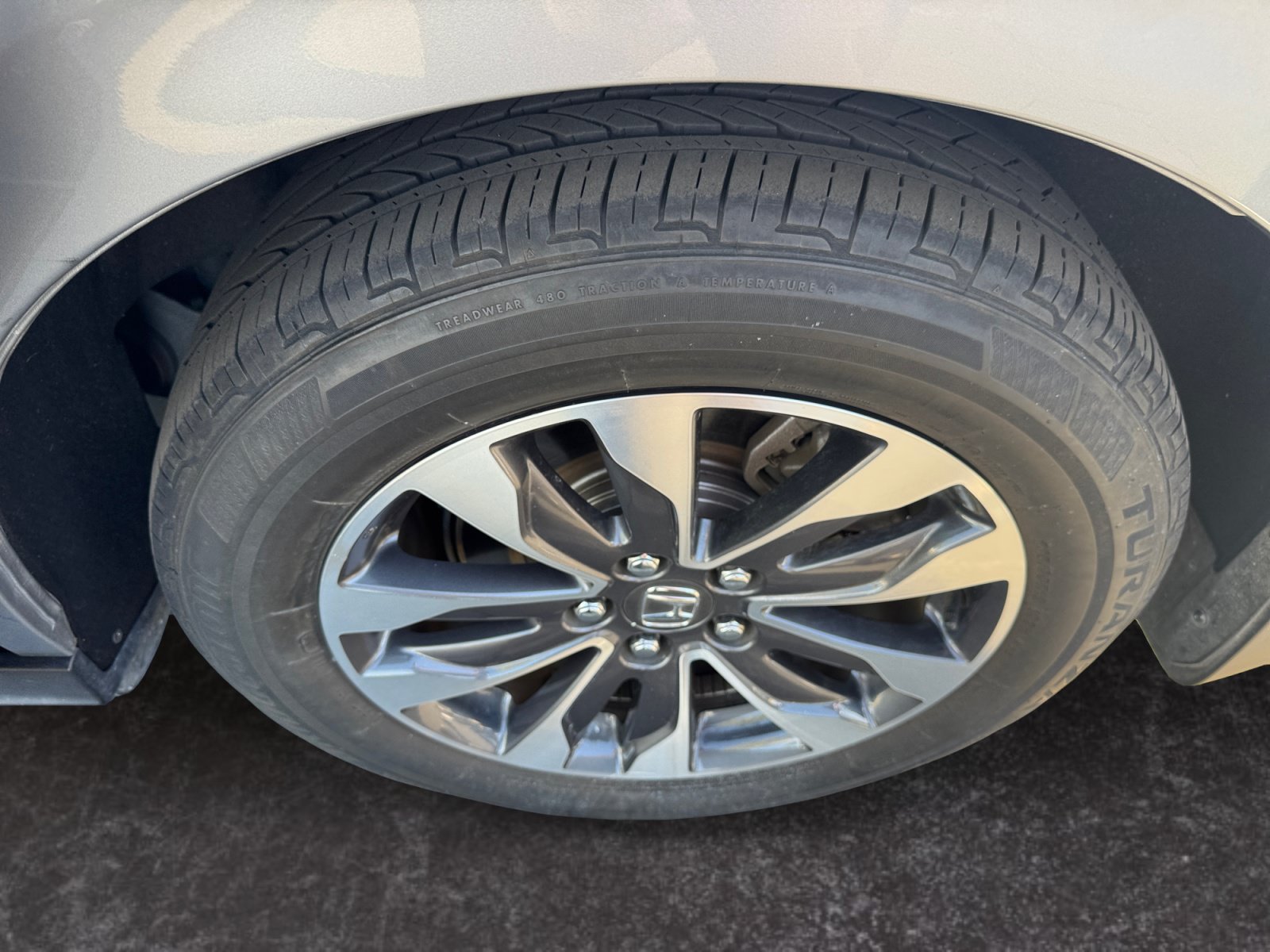 Used 2023 Honda Odyssey EX-L image 14