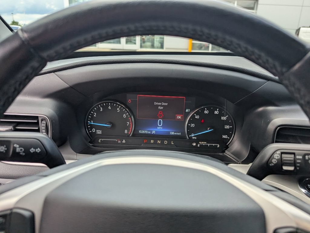 Used 2021 Ford Explorer XLT w/ Equipment Group 202A AWD/4WD image 22