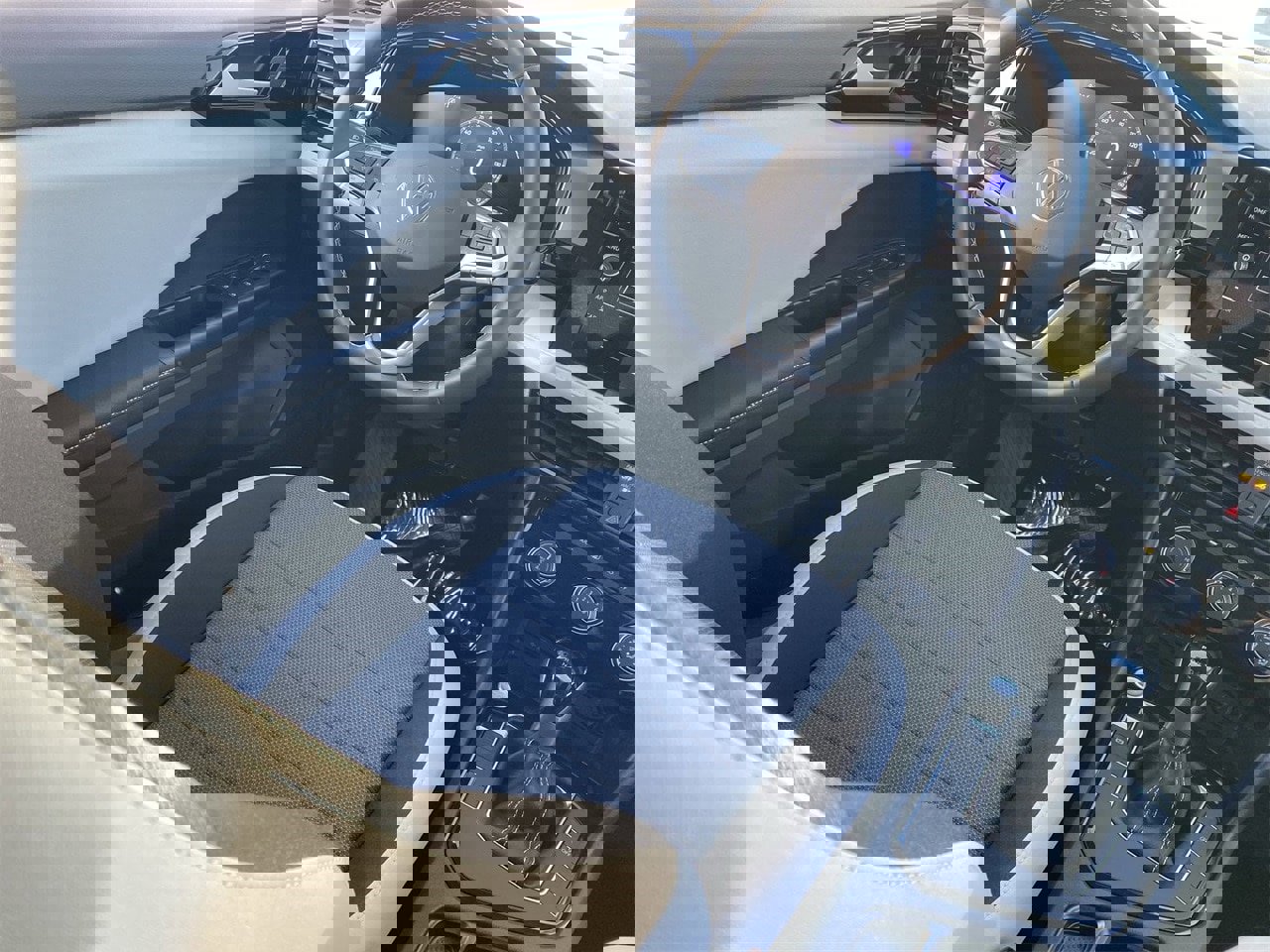 New 2026 Volkswagen Taos S image 10