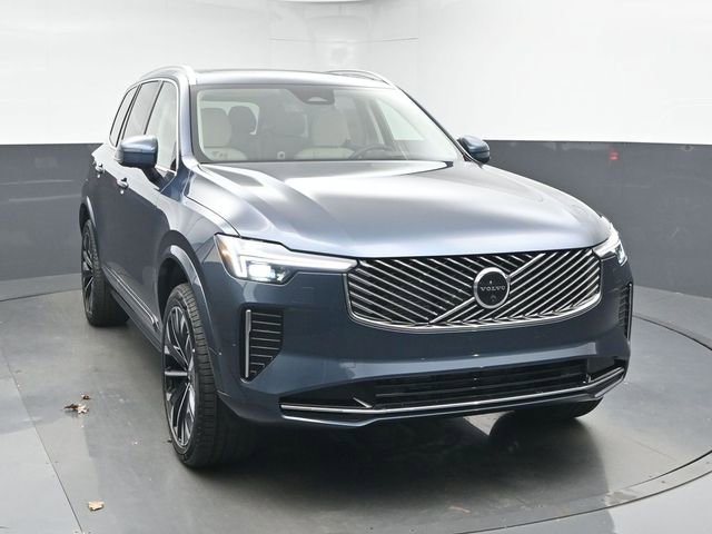 New 2026 Volvo XC90 B6 Ultra w/ Protection Package image 2
