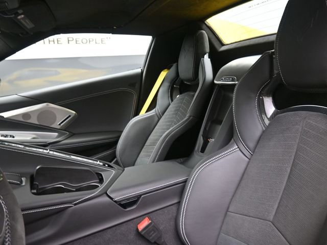 Used 2025 Chevrolet Corvette Stingray Premium Conv w/ Z51 Performance Package image 16