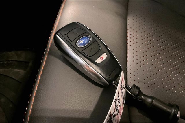 Used 2025 Subaru Crosstrek 2.5i Limited AWD/4WD image 11