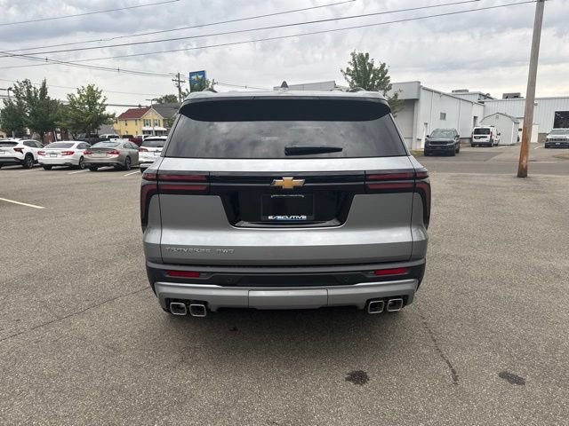 New 2026 Chevrolet Traverse LT w/ LPO, Floor Liner Package AWD/4WD image 4