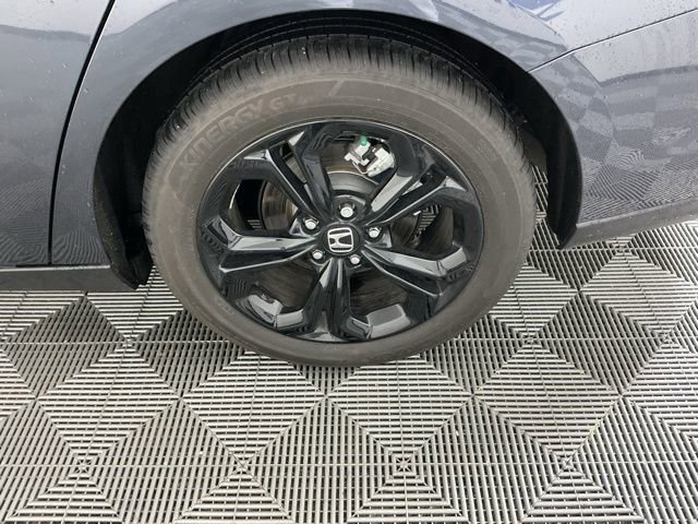 Used 2025 Honda Accord SE image 31