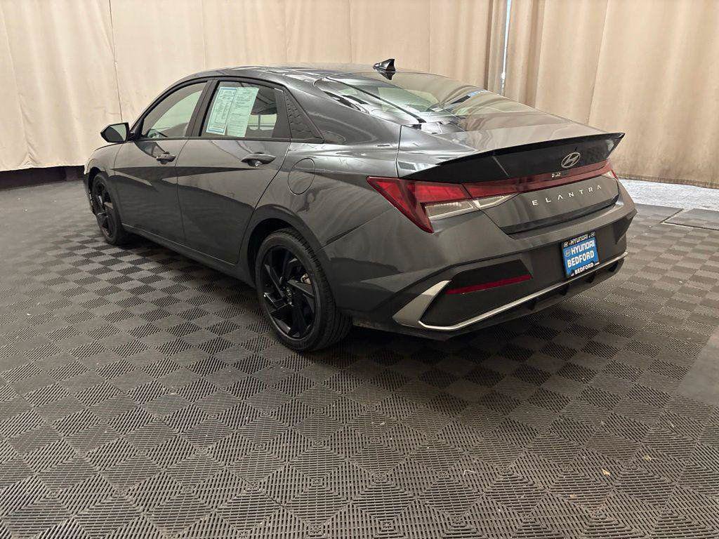 New 2026 Hyundai Elantra Sport w/ Cargo Package FWD image 7