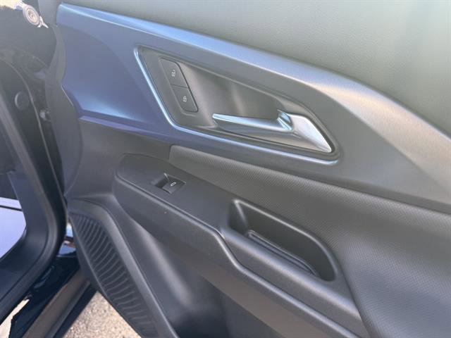 New 2026 Chevrolet Equinox EV LT w/ Convenience Package II image 21