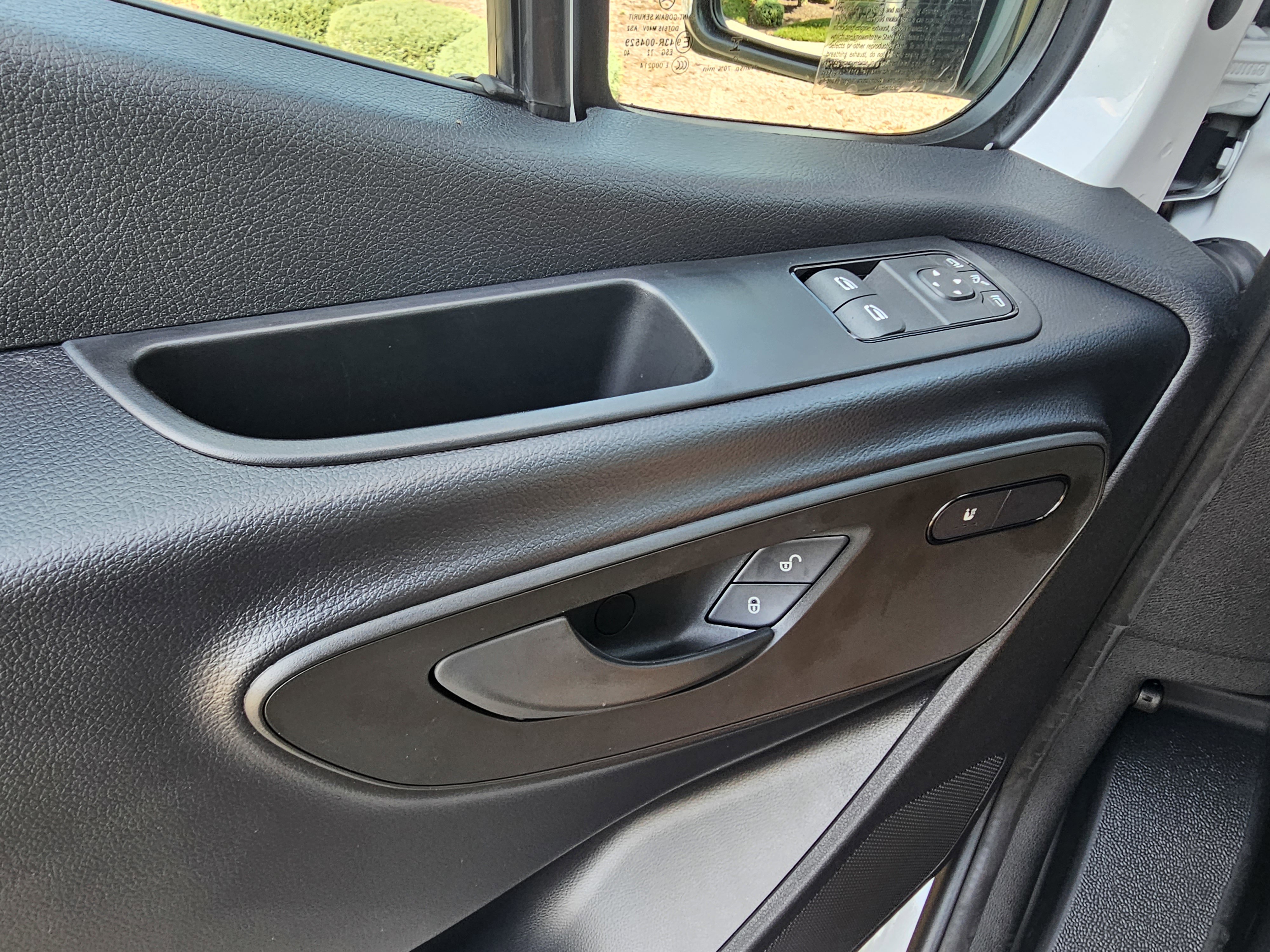New 2025 Mercedes-Benz Sprinter 2500 image 17