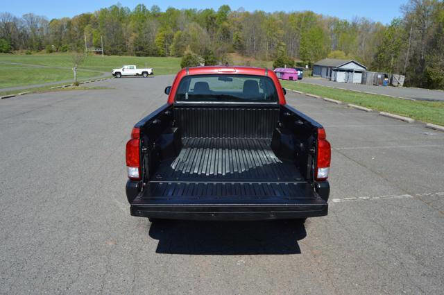 Used 2017 Toyota Tacoma 4x4 Access Cab image 10