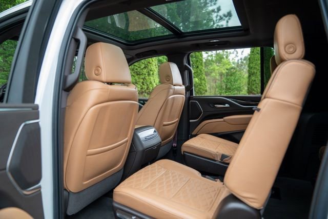 Used 2022 Cadillac Escalade ESV Sport w/ Touring Package image 37