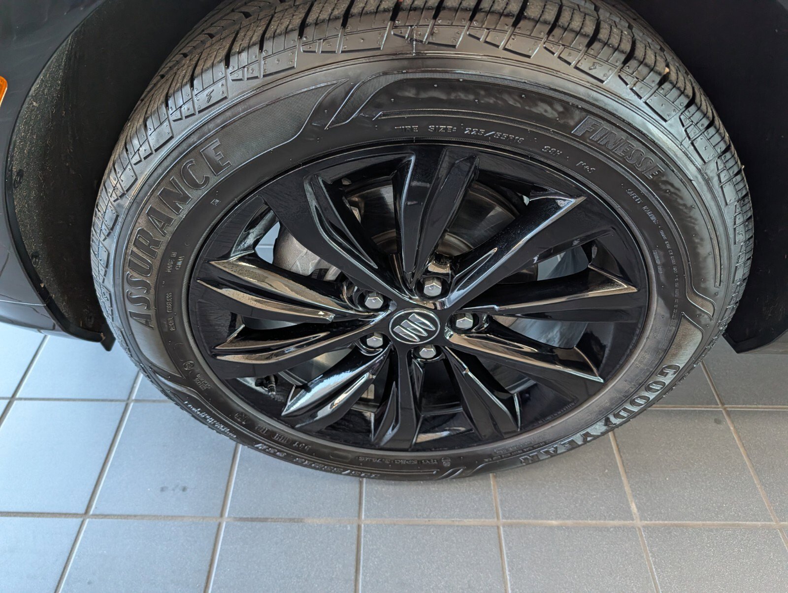 Used 2025 Buick Envista Sport Touring w/ Convenience I Package image 8