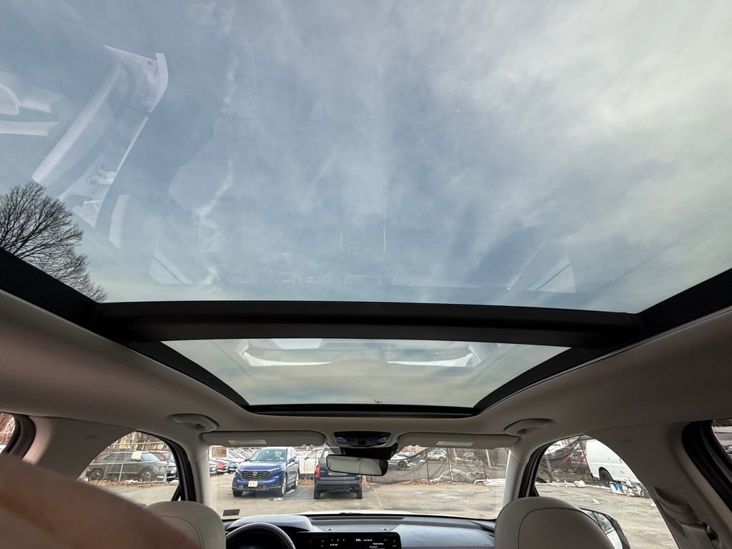 Certified 2023 Kia Sorento SX image 26