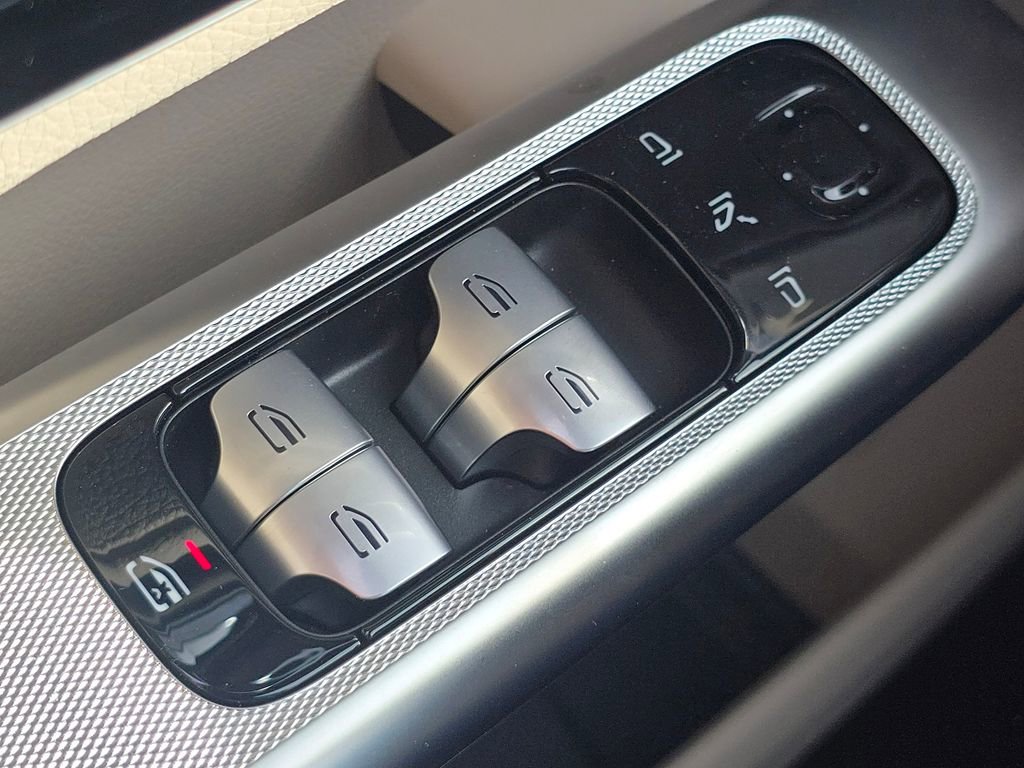 New 2026 Mercedes-Benz GLC 300 4MATIC image 28