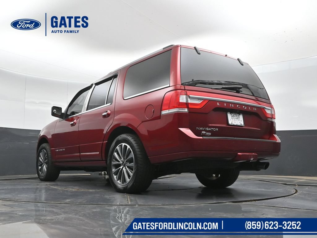 Used 2017 Lincoln Navigator Select AWD/4WD image 48