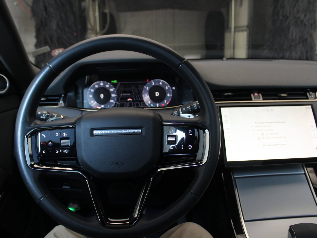 Used 2024 Land Rover Range Rover Evoque S AWD/4WD image 40