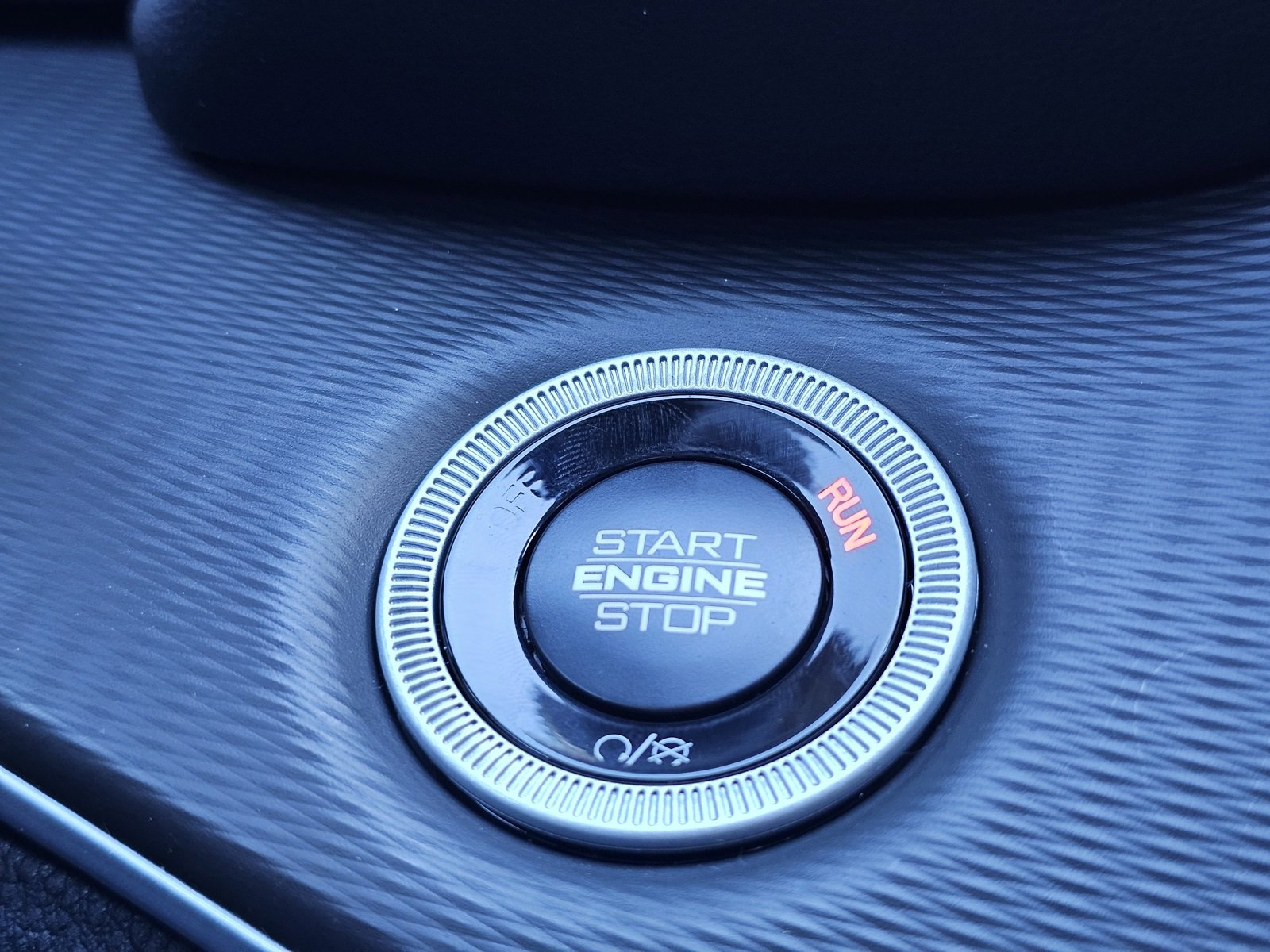 New 2025 Jeep Grand Cherokee L Altitude image 15