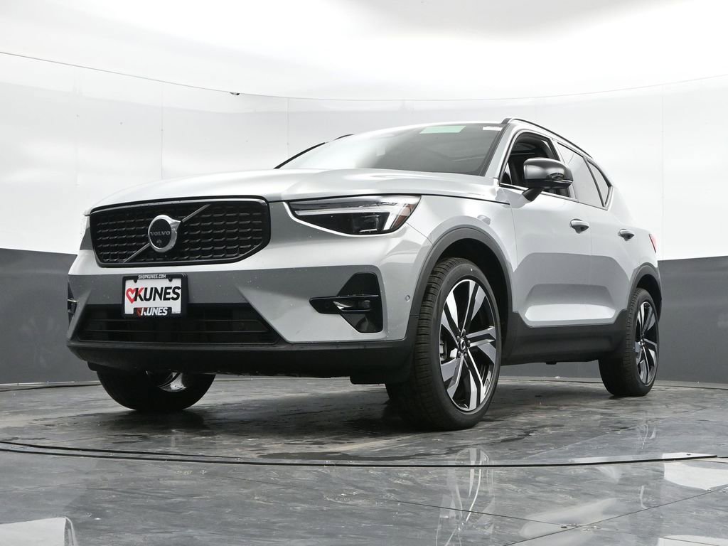 New 2025 Volvo XC40 B5 Ultra w/ Climate Package AWD/4WD image 45