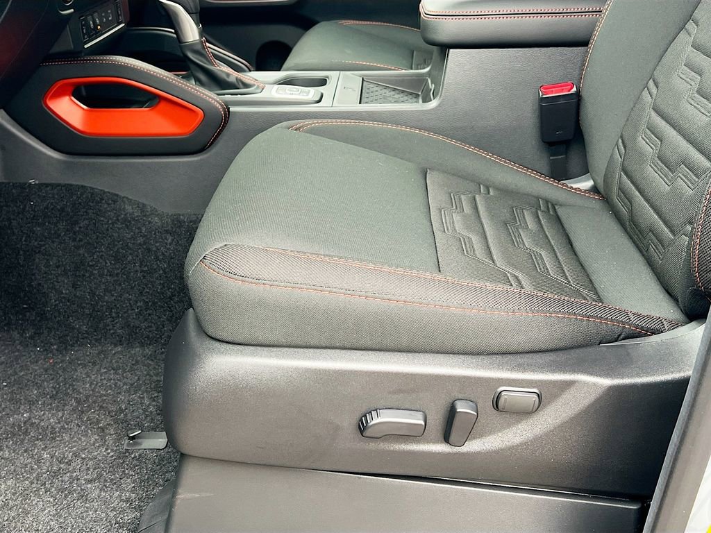 New 2026 Nissan Frontier PRO-4X w/ Pro-4x Convenience Package image 18