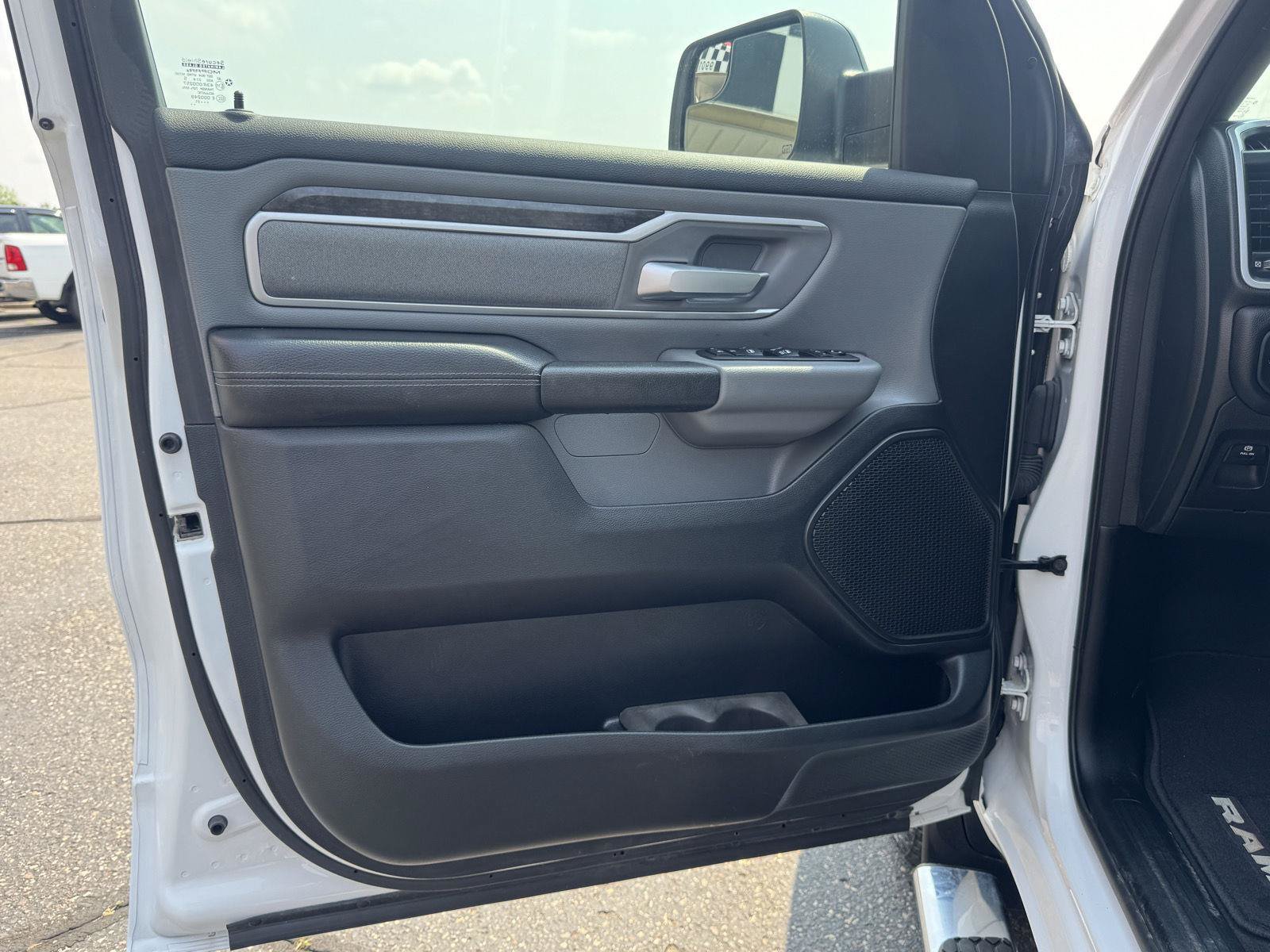 Used 2021 RAM 1500 Big Horn AWD/4WD image 12