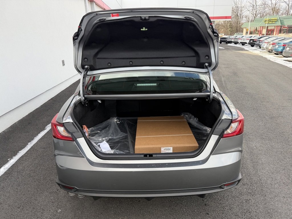 New 2026 Toyota Camry SE w/ Convenience Package image 11