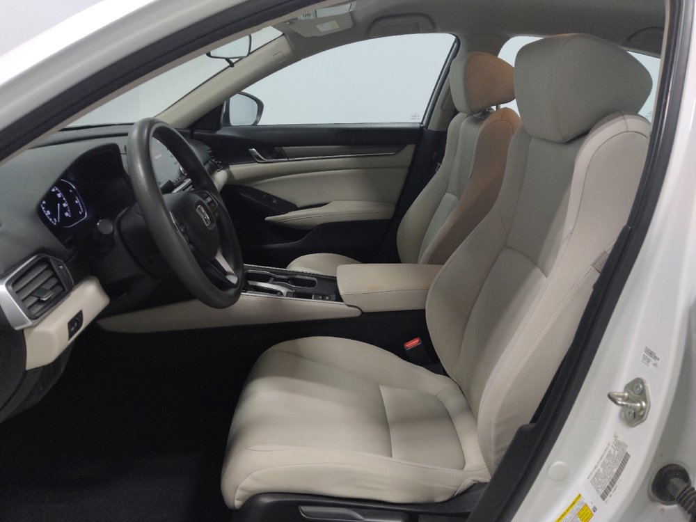 Used 2018 Honda Accord LX image 17