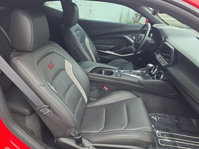 Used 2019 Chevrolet Camaro SS RWD image 11