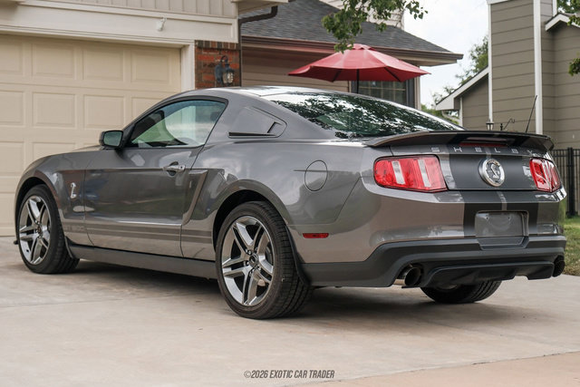 Used 2010 Ford Mustang Shelby GT500 RWD image 6