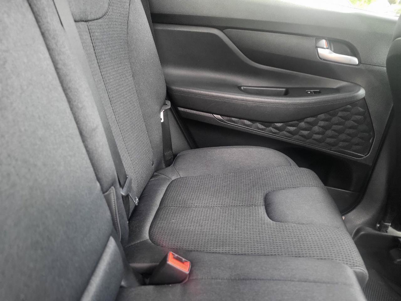 Used 2021 Hyundai Santa Fe SEL FWD image 46