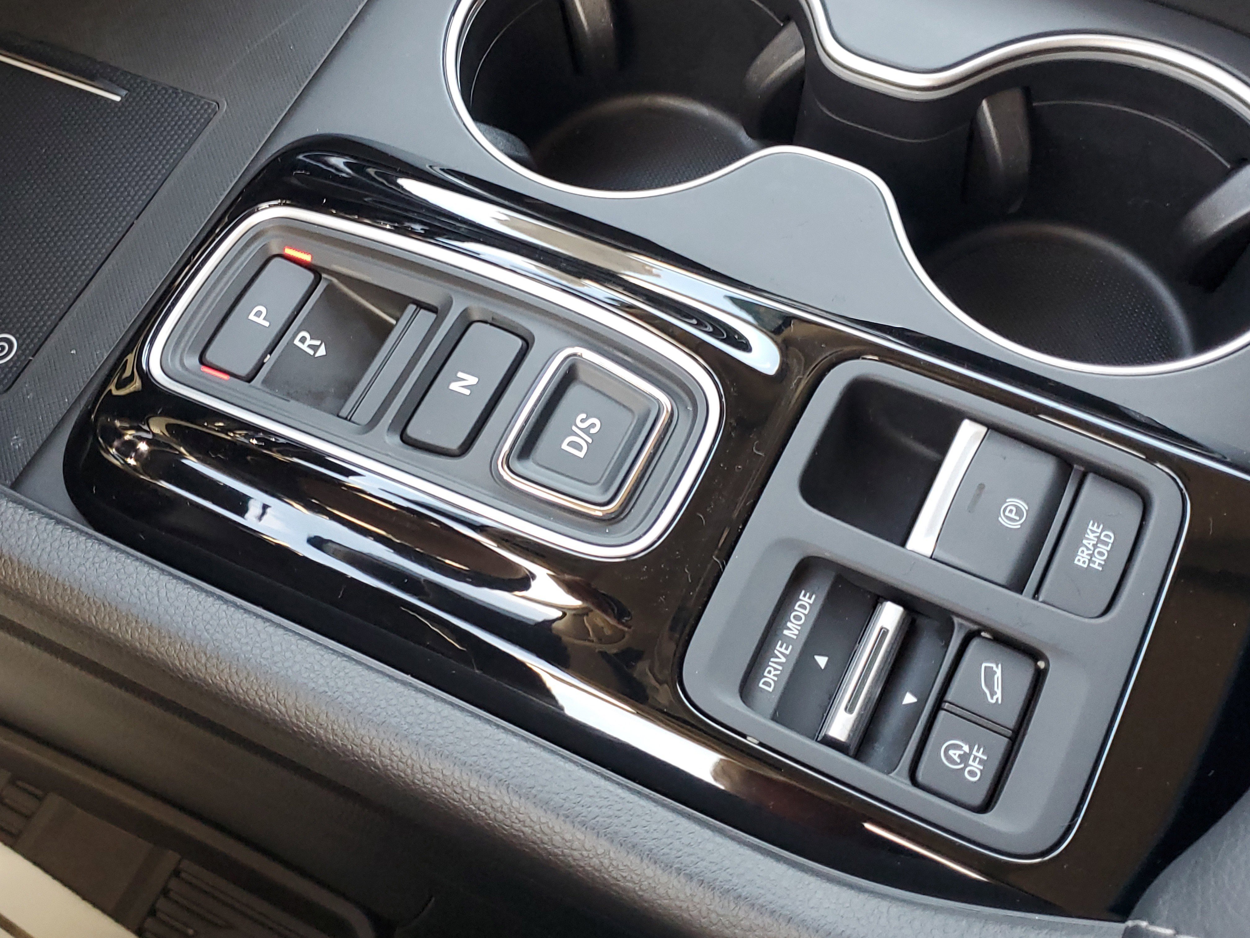 Used 2025 Honda Pilot Touring image 29