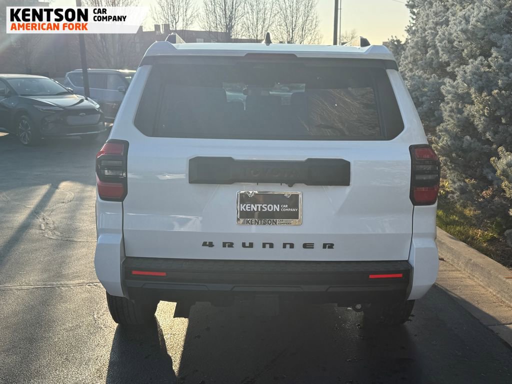 Used 2025 Toyota 4Runner SR5 image 7