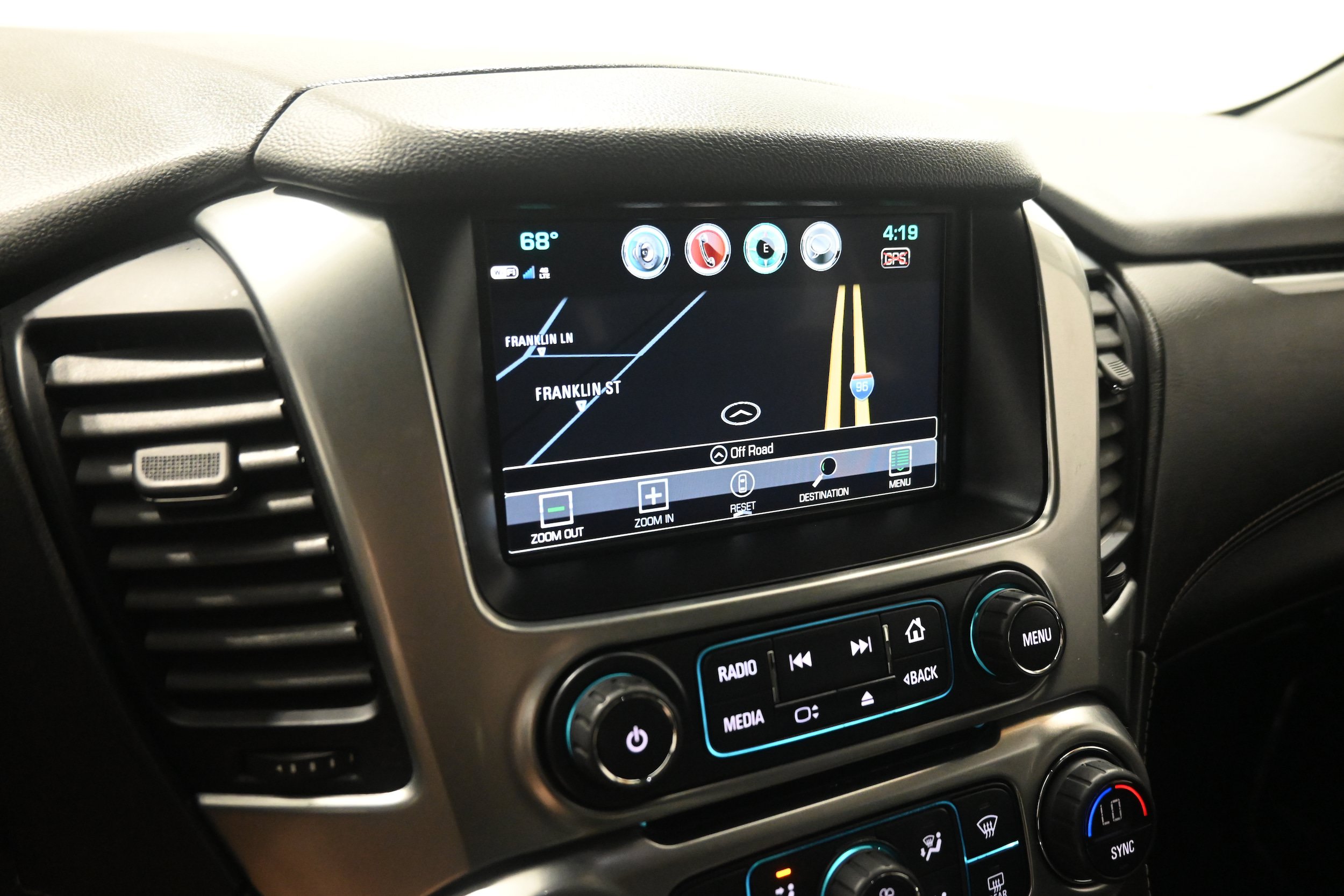 Used 2020 Chevrolet Tahoe LT AWD/4WD image 15