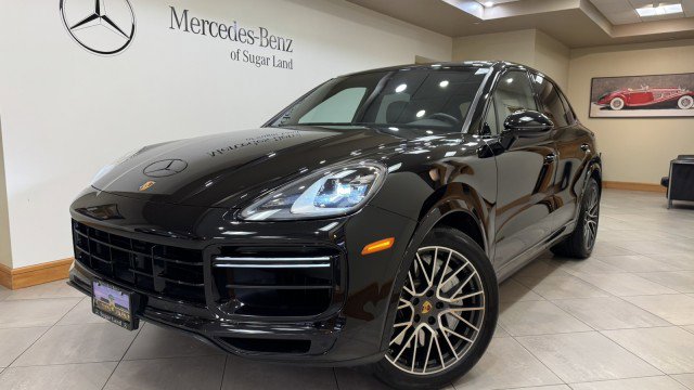 Used 2021 Porsche Cayenne Turbo image 1