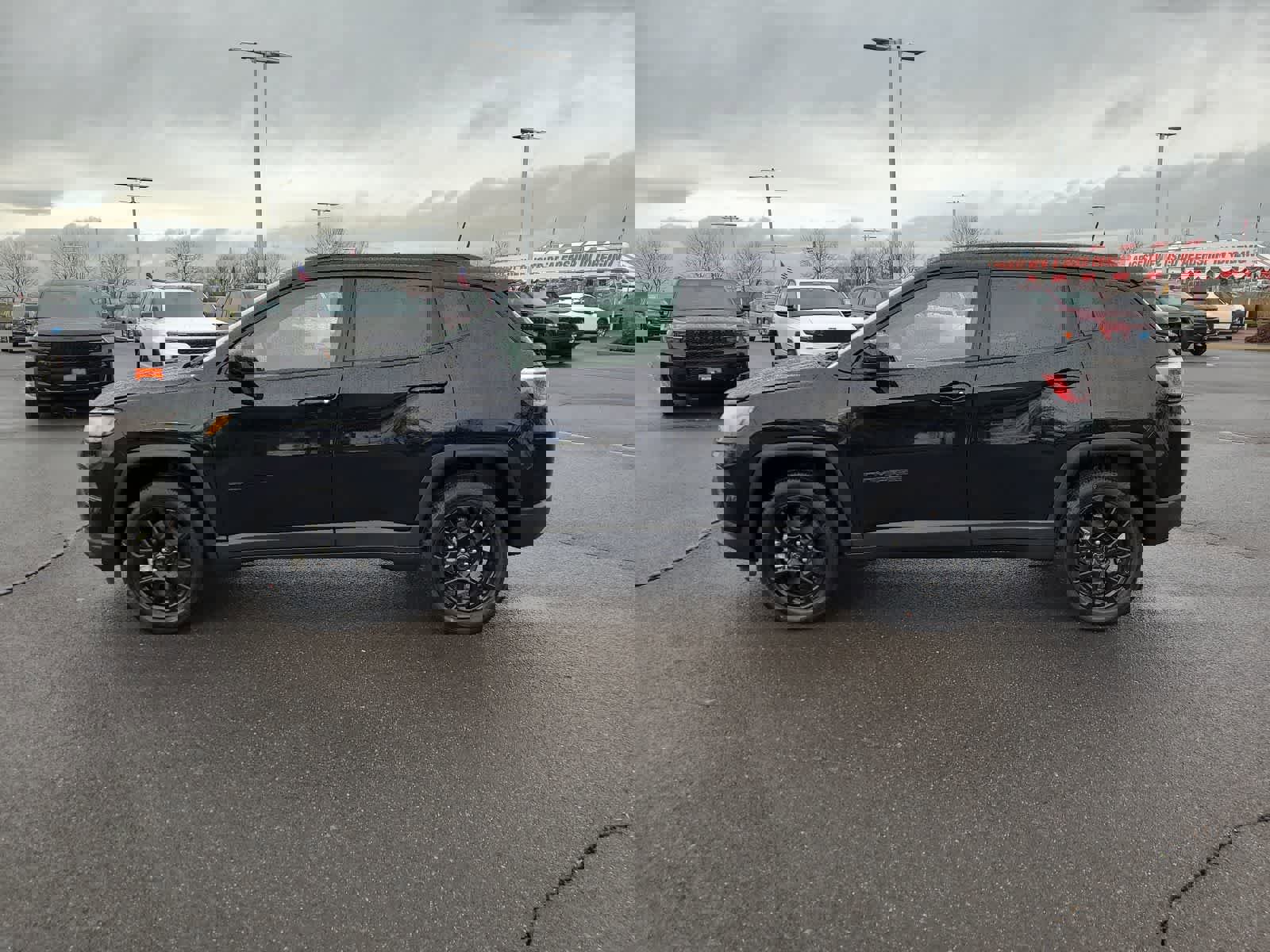 New 2026 Jeep Compass Latitude image 11