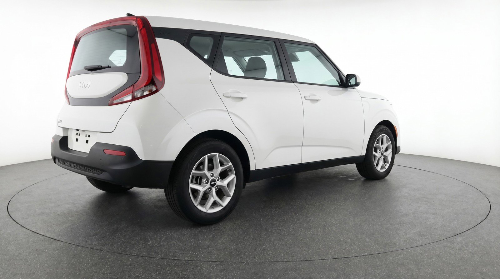 Used 2025 Kia Soul LX w/ LX Technology Package image 9