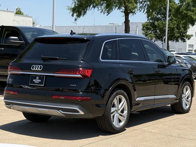Used 2023 Audi Q7 3.0T Premium w/ Convenience Package AWD/4WD image 4