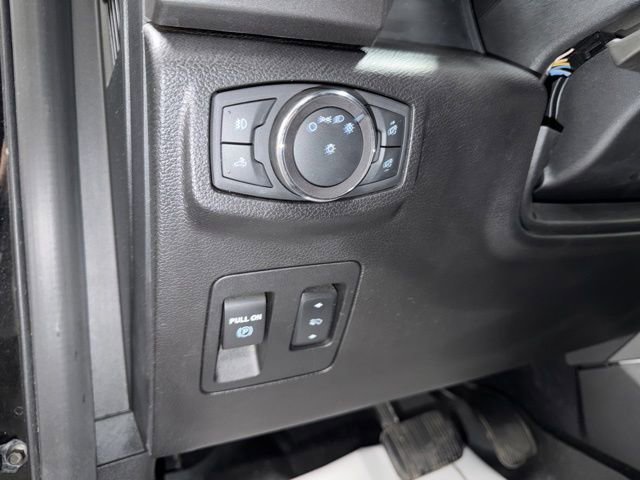 Used 2019 Ford F150 XLT w/ Equipment Group 302A Luxury AWD/4WD image 14
