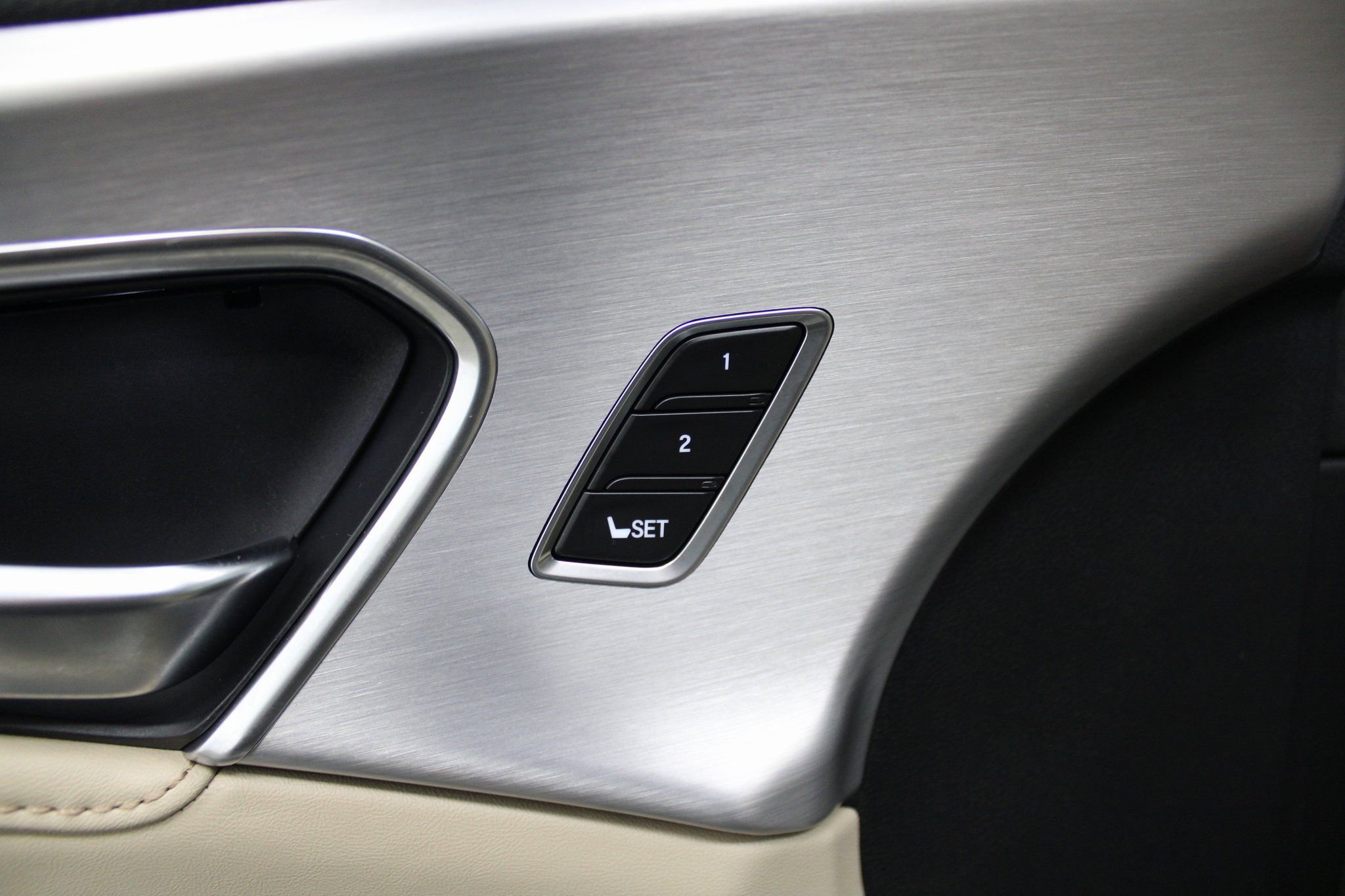 Used 2019 Acura RDX AWD image 16