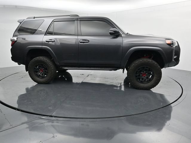 Used 2022 Toyota 4Runner TRD Off-Road Premium w/ Moonroof Package AWD/4WD image 12
