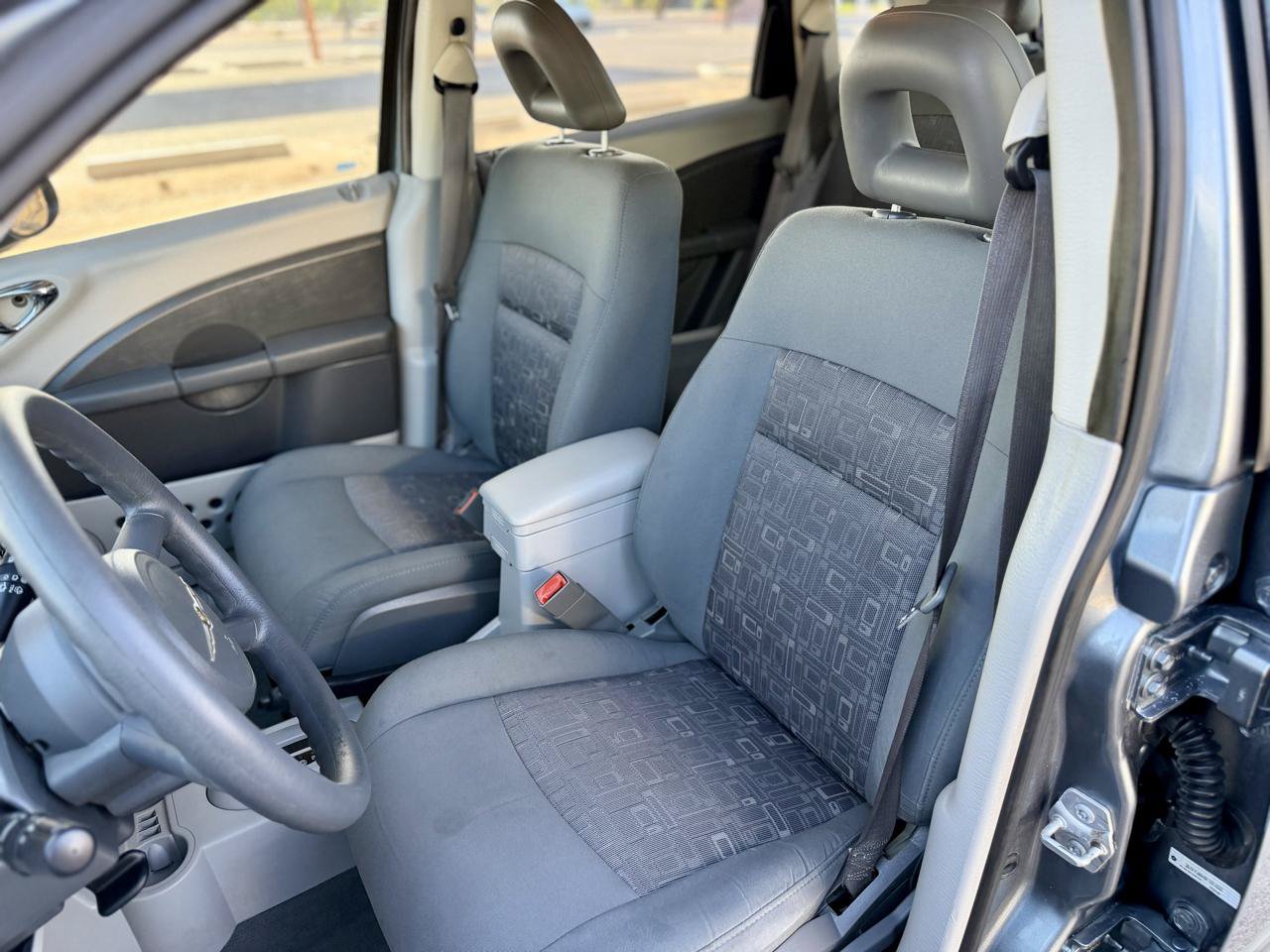 Used 2009 Chrysler PT Cruiser FWD image 9