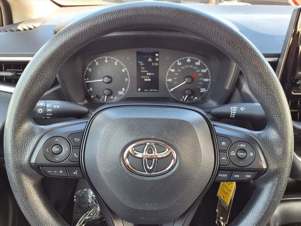 Used 2023 Toyota Corolla LE image 12
