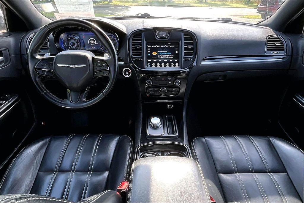 Used 2017 Chrysler 300 S AWD/4WD image 12